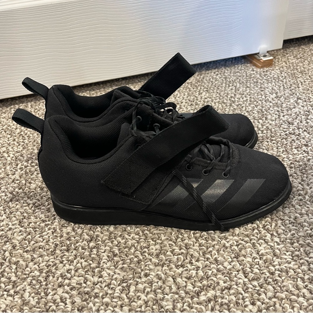 Adidas Black Powerlift 4